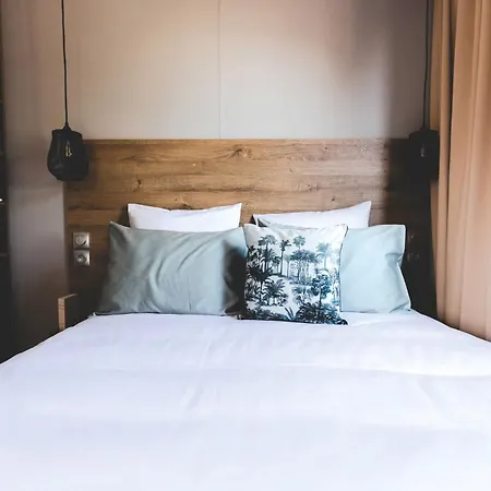 Resort-bungalow Park Mas Patoxas مكان تخييم بالس