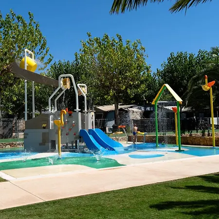 Kamp alanı Resort-bungalow Park Mas Patoxas 4*